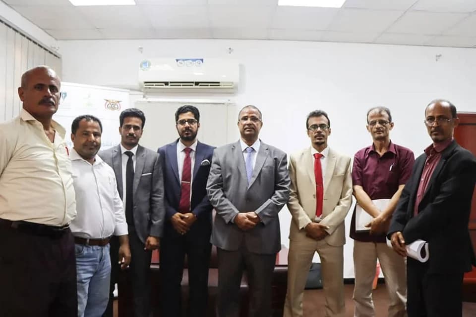 Minister Al-Zaouri reviews the development study of the Socotra Archipelago Governorate funded by the Nahd Development Foundation and prepared by the Omran Institute for Studies and Capacity Building